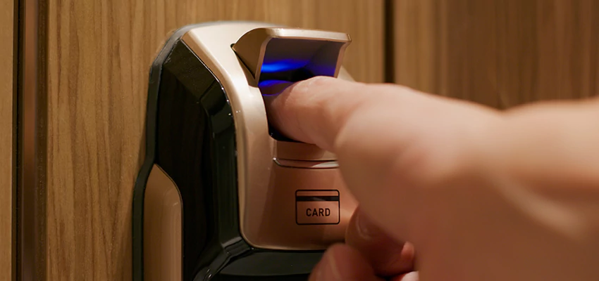 Locksmith Company For Window Lock Installation in Santa Cruz, California